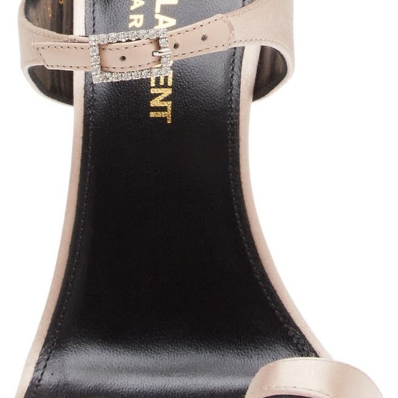 Pointed Toe Sandal - Picture 4 of 16